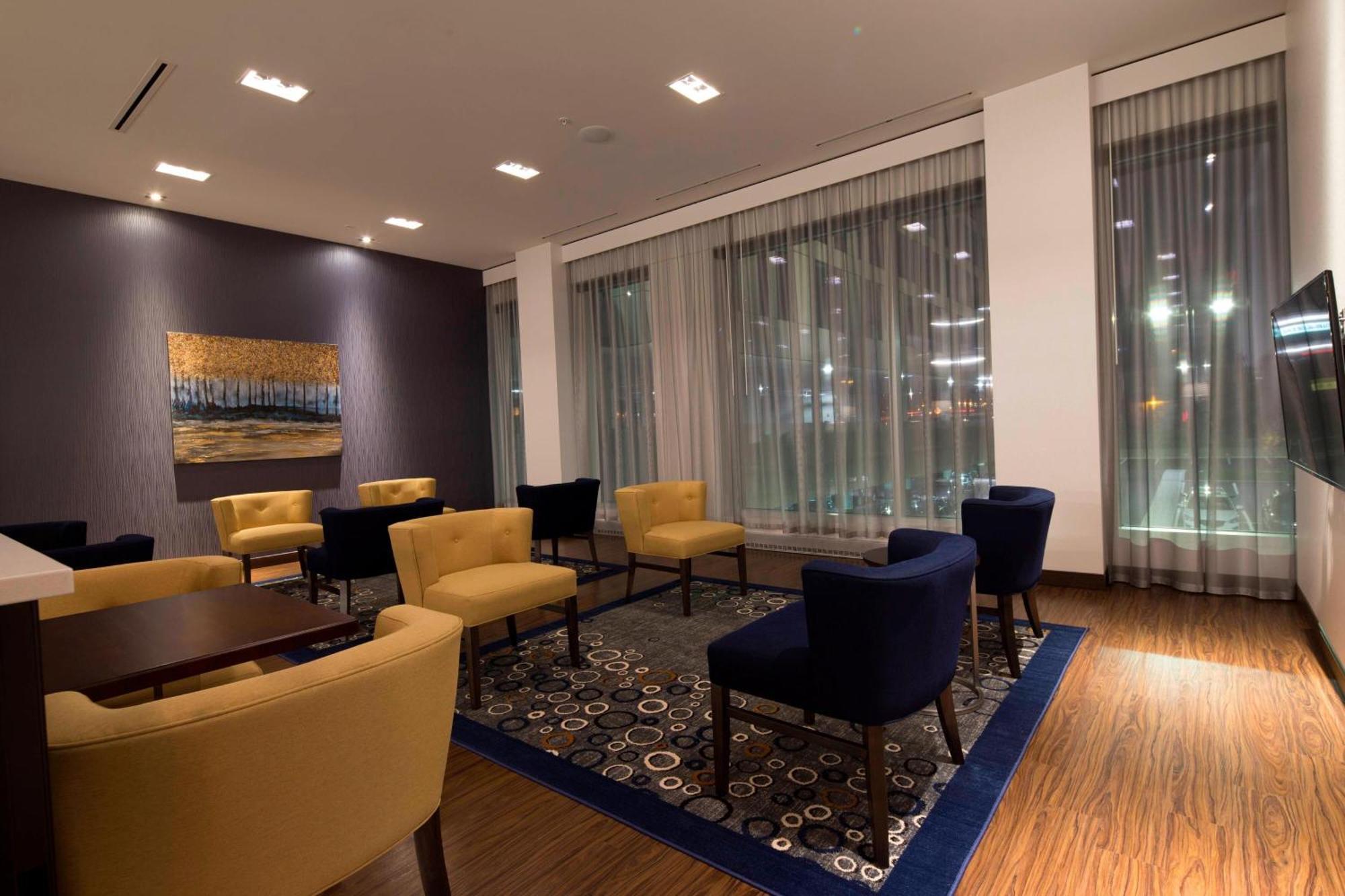 Courtyard By Marriott Quebec City Luaran gambar